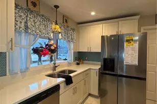 216 Stirling Dr NE, Lumberton, NC 28358 - Photo 6