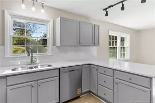 221 Lansdowne Rd, Fayetteville, NC 28314 - Photo 14