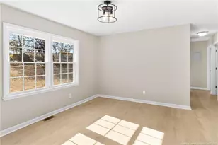 221 Lansdowne Rd, Fayetteville, NC 28314 - Photo 10