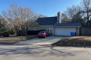 833 Anarine St, Fayetteville, NC 28303 - Photo 2