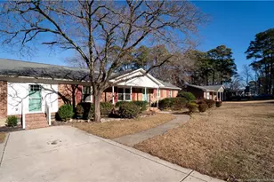 1733 Daisy Ln, Fayetteville, NC 28303 - Photo 2