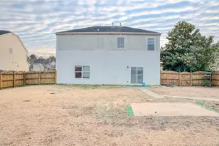 1430 Vandenberg Dr, Fayetteville, NC 28312 - Photo 38