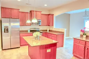 1430 Vandenberg Dr, Fayetteville, NC 28312 - Photo 8