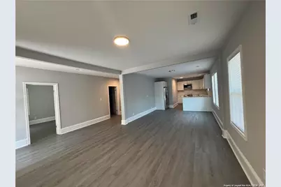 304 S Patterson Street, Maxton, NC 28364 - Photo 2