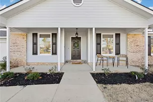 419 Woodberry Cir, Raeford, NC 28376 - Photo 2