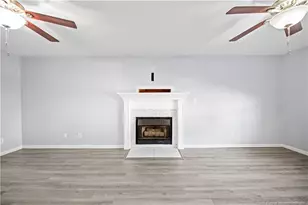 7826 Gaelic Dr, Fayetteville, NC 28306 - Photo 8