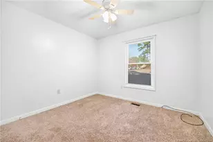 109 Ashton Pl, Spring Lake, NC 28390 - Photo 14