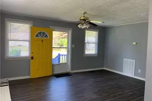 602 Forrest St, Raeford, NC 28376 - Photo 2