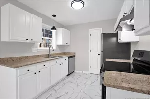 9507 Deep Swamp Ln, Fayetteville, NC 28314 - Photo 10