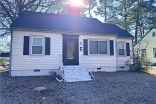 307 Hawthorne Dr, Fayetteville, NC 28301 - Photo 1