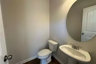 165 Courtside Dr, Dunn, NC 28334 - Photo 8