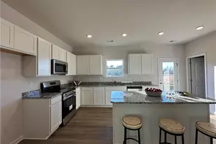 165 Courtside Dr, Dunn, NC 28334 - Photo 6