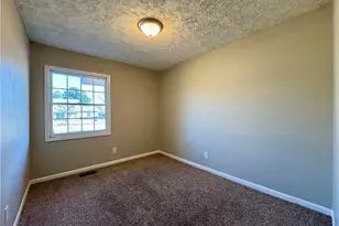 622 Glensford Dr, Fayetteville, NC 28304 - Photo 16