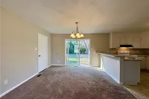 622 Glensford Dr, Fayetteville, NC 28304 - Photo 6