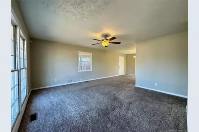 622 Glensford Drive, Fayetteville, NC 28304 - Photo 2