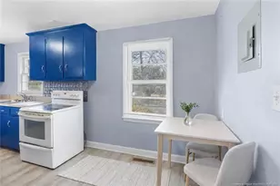 302 Brookwood Ave, Fayetteville, NC 28301 - Photo 10