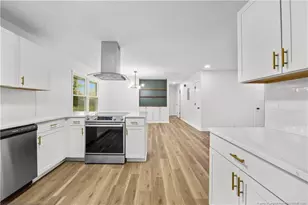 1947 Ireland Dr, Fayetteville, NC 28304 - Photo 8