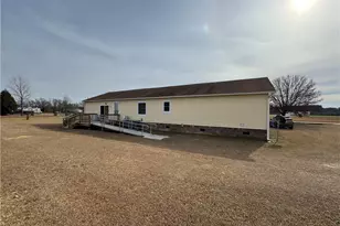 100 L McMillian Rd, Raeford, NC 28376 - Photo 4