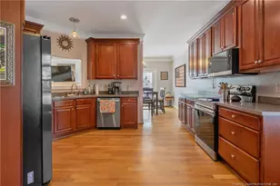 327 Ridgeway Ct, Fayetteville, NC 28311 - Photo 18