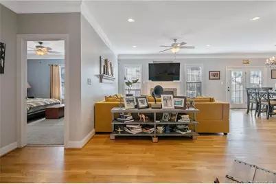 327 Ridgeway Court, Fayetteville, NC 28311 - Photo 8