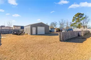 184 Morning Glory Dr, Raeford, NC 28376 - Photo 32