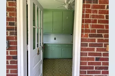 202 E 17th Street, Lumberton, NC 28358 - Photo 22