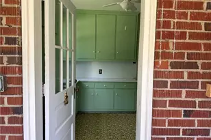 202 E 17th St, Lumberton, NC 28358 - Photo 22