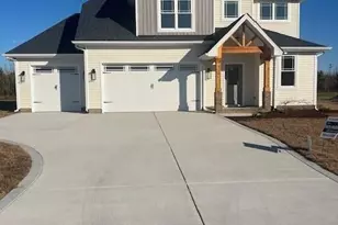 108 Sunny Acres Ln, Clinton, NC 28328 - Photo 2