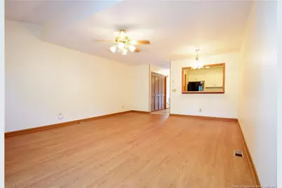 1276 N Forest Drive, Fayetteville, NC 28303 - Photo 8