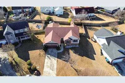 487 Greywalls Court, Fayetteville, NC 28311 - Photo 2