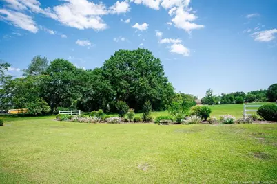 208 W Thompson Street, Fairmont, NC 28340 - Photo 14