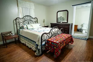 208 W Thompson St, Fairmont, NC 28340 - Photo 6