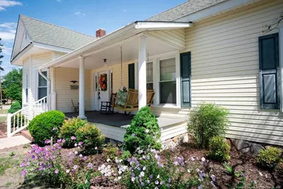 208 W Thompson Street, Fairmont, NC 28340 - Photo 12