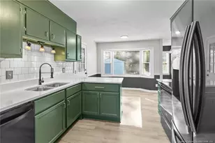 2045 Lakeridge Dr, Fayetteville, NC 28304 - Photo 8