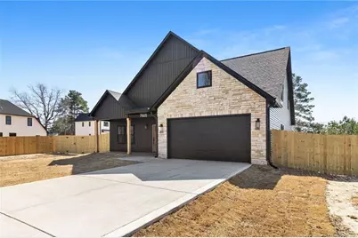 7605 Bellhop Drive, Fayetteville, NC 28306 - Photo 2