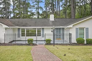 2515 Mirror Lake Dr, Fayetteville, NC 28303 - Photo 4