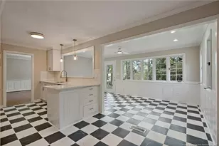 2515 Mirror Lake Dr, Fayetteville, NC 28303 - Photo 10