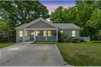 709 Hawkins Avenue, Sanford, NC 27330 - Photo 4