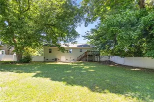 709 Hawkins Ave, Sanford, NC 27330 - Photo 34
