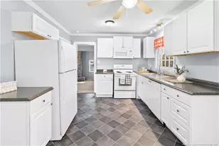 1602 Camelot Dr, Fayetteville, NC 28304 - Photo 10