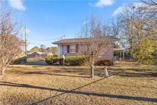 1602 Camelot Dr, Fayetteville, NC 28304 - Photo 36