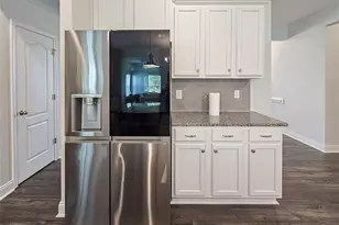 4304 Scout Cp Dr, Fayetteville, NC 28306 - Photo 10