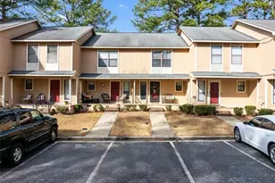 1207 Huntsman Ct, Fayetteville, NC 28303 - Photo 2