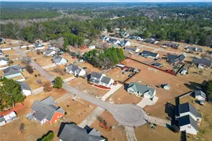 4565 Canasta Ct, Hope Mills, NC 28348 - Photo 4