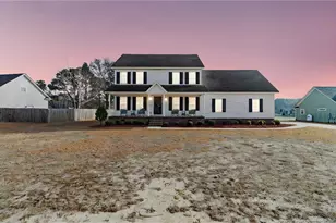 4565 Canasta Ct, Hope Mills, NC 28348 - Photo 2