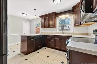 907 Dandridge Drive, Fayetteville, NC 28303 - Photo 10