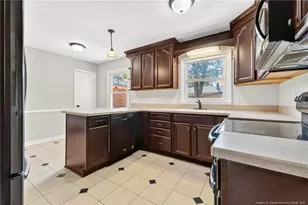 907 Dandridge Dr, Fayetteville, NC 28303 - Photo 10