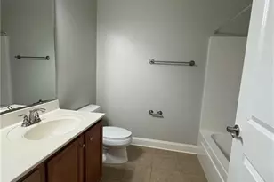 381 Gallery Dr, Spring Lake, NC 28390 - Photo 6