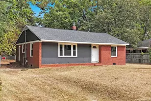 4914 Walnut Dr, Fayetteville, NC 28304 - Photo 2