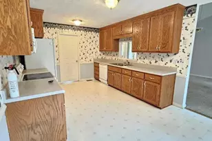 6805 Jacobs Creek Cir, Fayetteville, NC 28306 - Photo 4